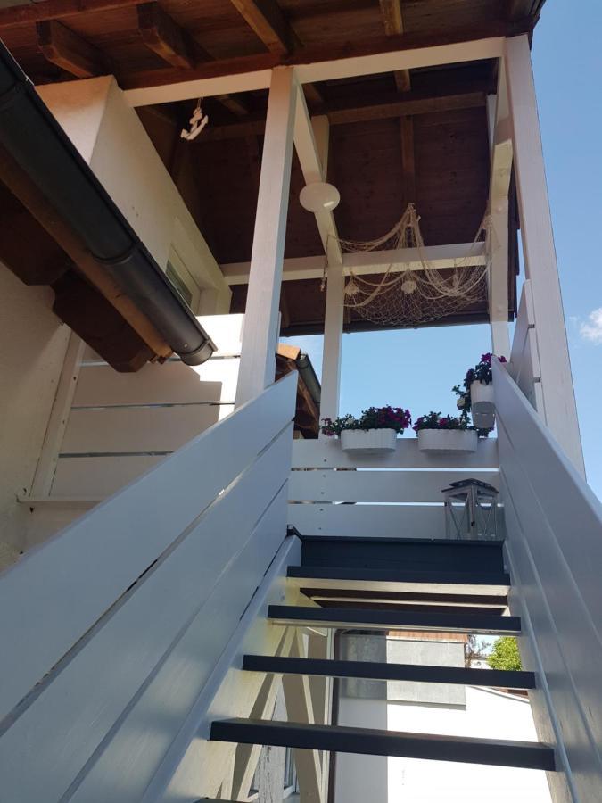Ruhig Gelegenes Objekt - Netflix,Balkon, Nespressomaschine, Fahrraeder- 7 Minuten Vom See Fuer Den Perfekten Urlaub Im Sueden Uhldingen-Mühlhofen Exterior foto